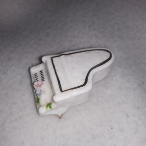 Maruri Masterpiece Bone China Minature Piano Vintage Dollhouse Furniture MCM